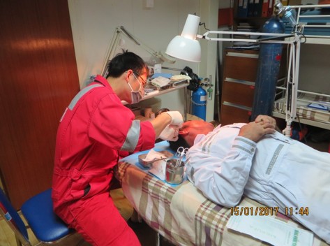 Công ty Điều hành Thăm dò Khai thác Dầu khí trong nước cấp cứu thành công ngư dân gặp nạn trên biển