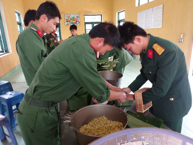 Vui đón tết ở Lữ đoàn Anh hùng