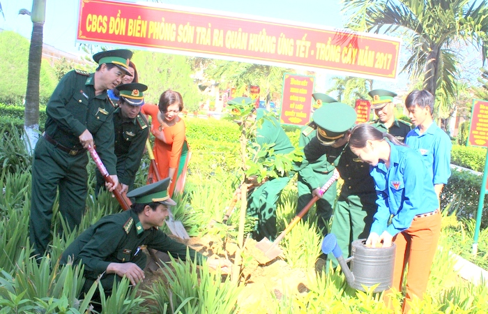 Bộ đội Biên phòng Đà Nẵng hưởng ứng Tết trồng cây