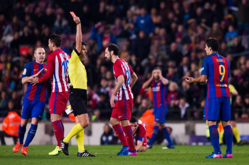 Barcelona và Alaves giành vé vào chung kết Cup Nhà vua