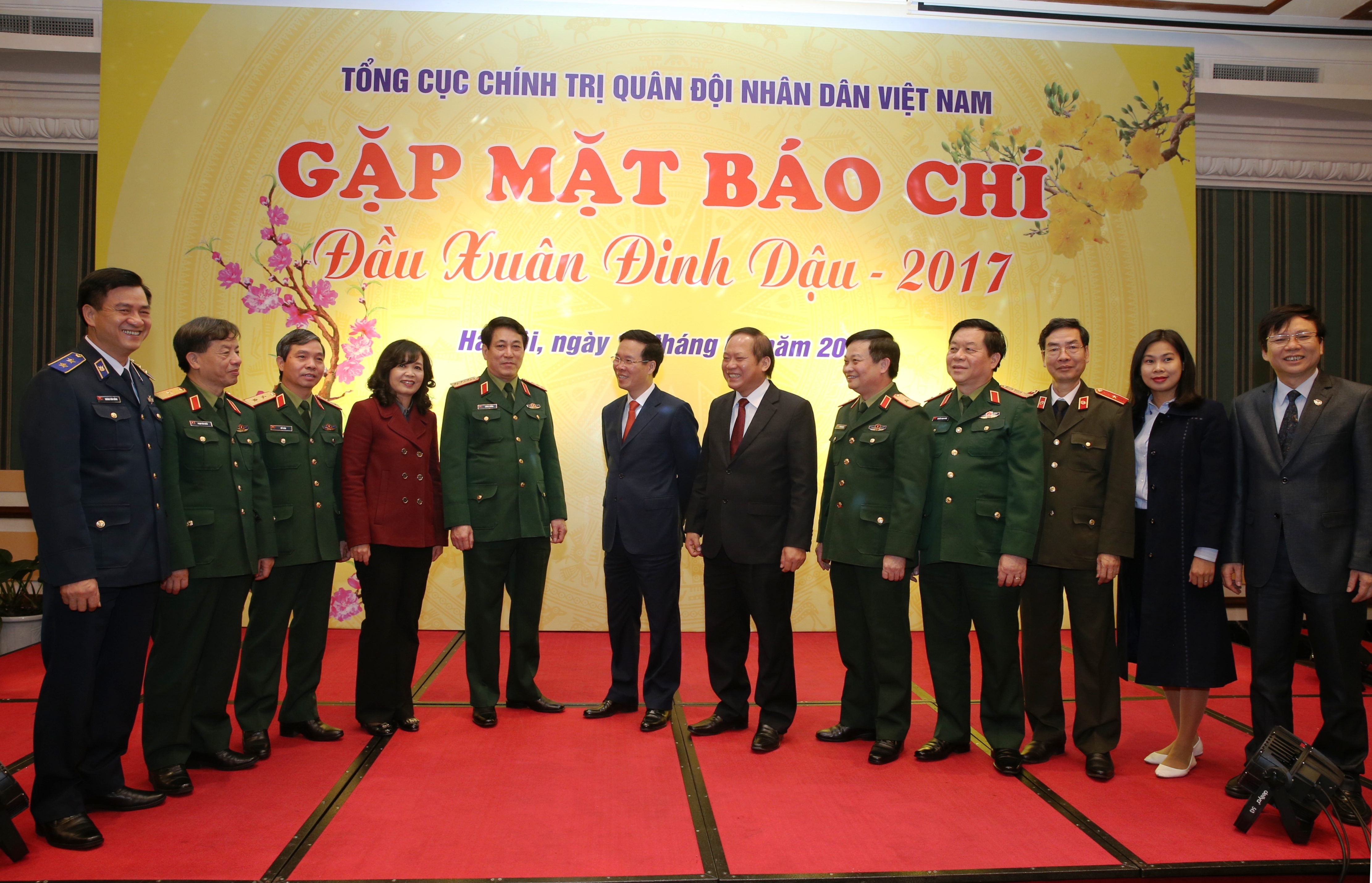 Tổng cục Chính trị Quân đội nhân dân Việt Nam gặp mặt báo chí đầu Xuân Đinh Dậu 2017