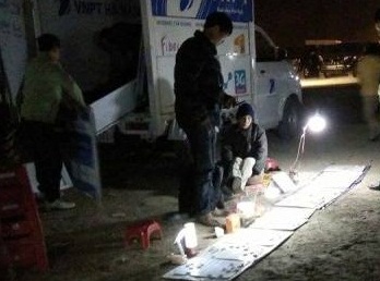 Bài 1 Lễ hội đầu xuân - Bức tranh đa sắc màu