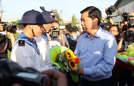 TP Hồ Chí Minh Gần 4 000 thanh niên lên đường nhập ngũ