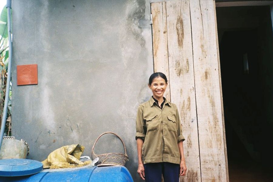 Những căn nhà chống lũ ấm tình người
