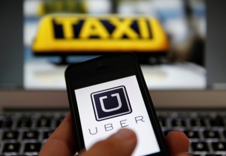 Vấn đề cạnh tranh giữa taxi truyền thống và phi truyền thống