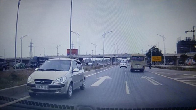 Kiểm tra, xử lý nghiêm hành vi đi ngược chiều trên đường cao tốc