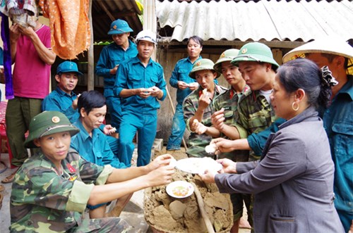 Thắm tình quân dân nơi biên cương