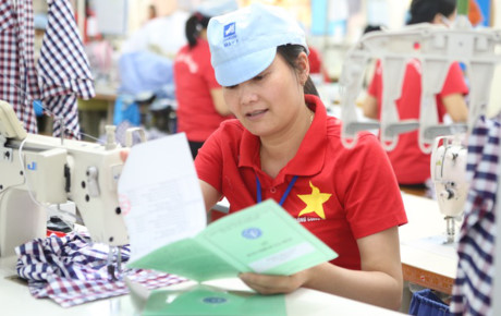 Quy định mới về thực hiện chính sách đối với người lao động khi chuyển đơn vị sự nghiệp