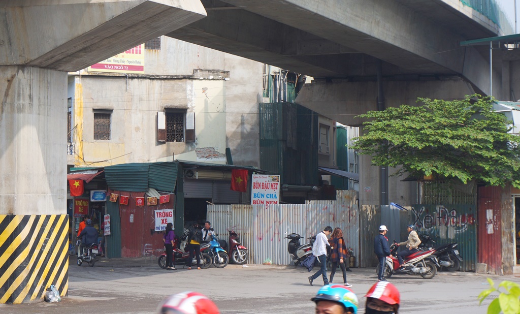 Hà Nội Nhiều điểm trông giữ xe tự phát gây bức xúc dư luận