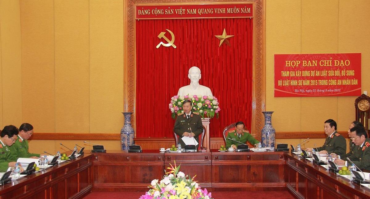 Tiếp tục nghiên cứu sửa đổi, bổ sung Bộ luật Hình sự năm 2015