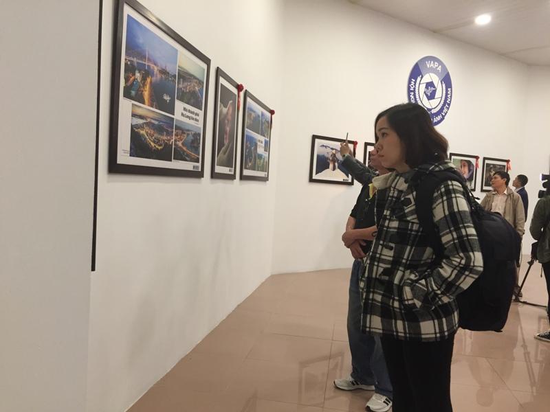 Hội Nghệ sĩ Nhiếp ảnh Việt Nam nhận sai sót về triển lãm tổng kết ảnh 30 năm đổi mới