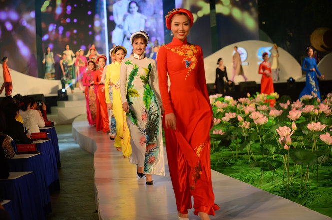 Thành phố Hồ Chí Minh khai mạc Lễ hội áo dài lần 4 năm 2017