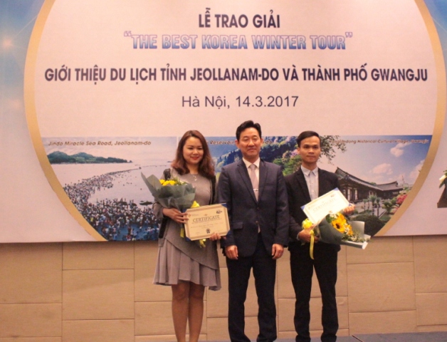 Trao giải cuộc thi về xây dựng tour du lịch mùa đông tới Hàn Quốc