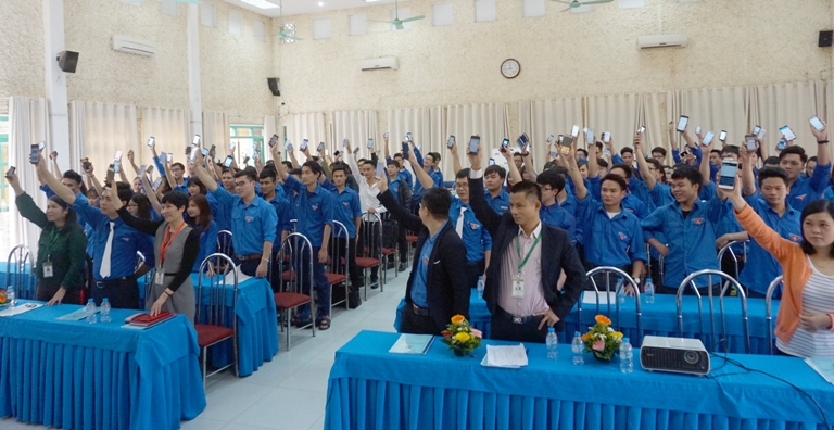 Nhiều đơn vị hưởng ứng chương trình “Vườn rau Trường Sa”