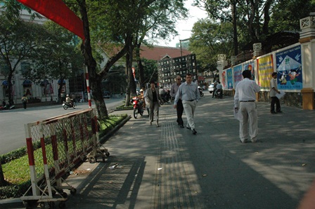 TP Hồ Chí Minh trả lại vỉa hè cho người đi bộ
