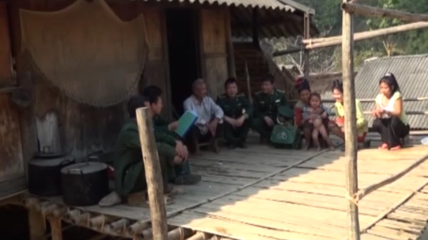 Ấm áp nghĩa tình quân dân ở một xã vùng biên