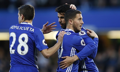 Hạ Southampton, Chelsea băng băng về đích