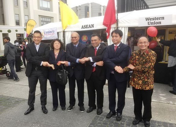 Việt Nam tham dự Lễ hội chợ đêm ASEAN – Đông Nam Á 2017 tại New Zealand