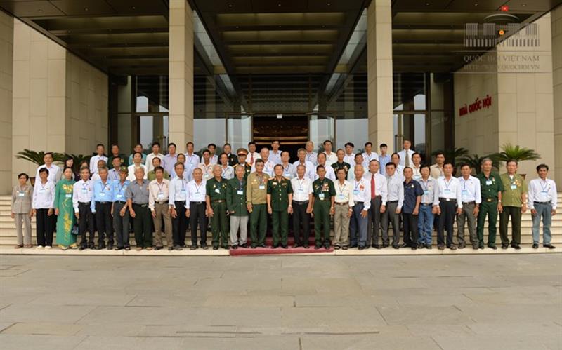 Phó Chủ tịch Quốc hội Đỗ Bá Tỵ tiếp Đoàn đại biểu người có công với cách mạng tỉnh Kiên Giang