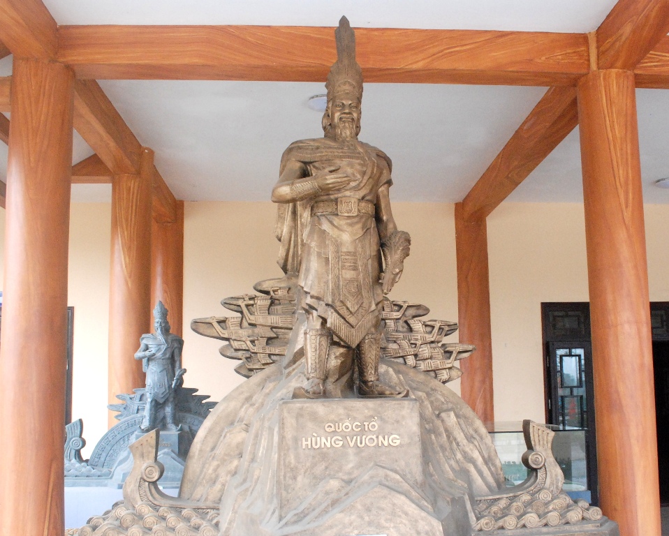 Nhớ về cội nguồn Đất Tổ