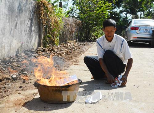 Ô nhiễm nguồn nước do xăng dầu ở Buôn Ma Thuột Vẫn chưa tìm ra nguyên nhân và biện pháp khắc phục