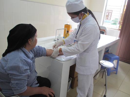 Từ 1 6, phí khám chữa bệnh tăng 20 - 30 đối với người không có thẻ bảo hiểm y tế