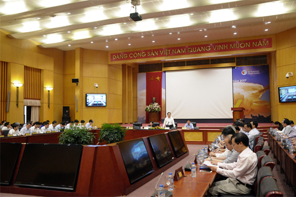 Hoàn thiện xây dựng văn bản quy phạm pháp luật về lĩnh vực tài nguyên môi trường