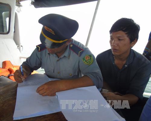 Tăng cường tuần tra, xử lý các tàu cá đánh bắt “tận diệt” nguồn thủy hải sản ven bờ