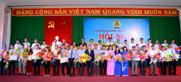 Thừa Thiên Huế Biểu dương chủ doanh nghiệp và chủ tịch Công đoàn chăm lo đời sống người lao động