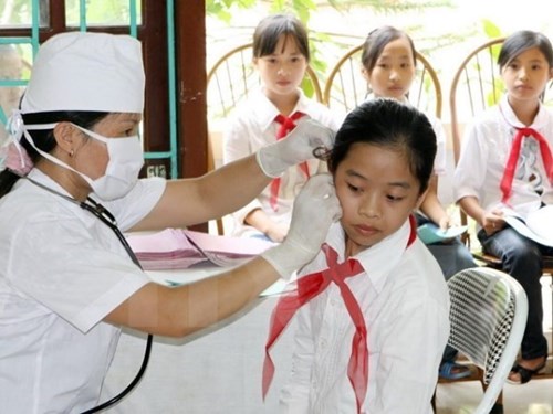 Sơn La Đưa tỷ lệ học sinh tham gia bảo hiểm y tế vào nội dung thi đua của trường