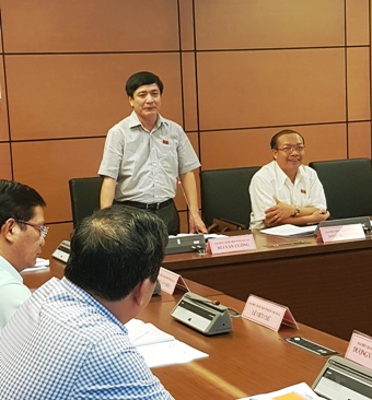 Cần giám sát chặt chẽ nợ công
