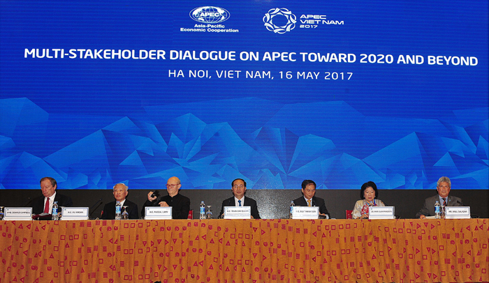 Chủ tịch nước Trần Đại Quang APEC cần đặt người dân và doanh nghiệp ở trung tâm của sự phát triển