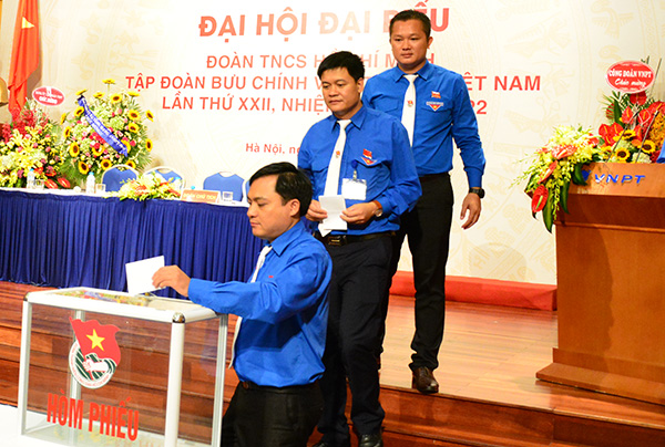 Khẳng định vai trò của tuổi trẻ trong lĩnh vực công nghệ bưu chính viễn thông
