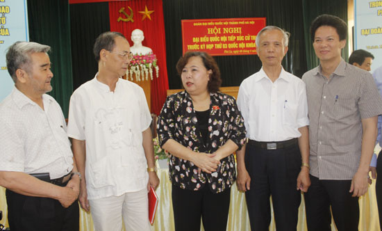Cử tri kiến nghị xử lý các vấn đề nóng về bổ nhiệm cán bộ, giao thông và ô nhiễm môi trường