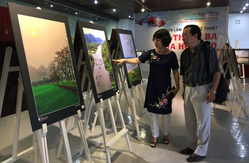 Triển lãm ảnh “Tháng ba - Mùa hoa gạo”