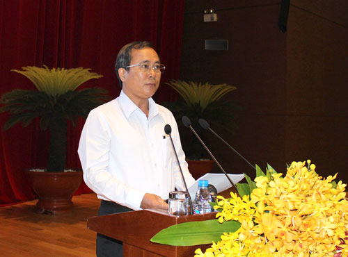 Xây dựng các giải pháp thực hiện có hiệu quả Nghị quyết Trung ương 4 khóa XII về xây dựng, chỉnh đốn Đảng