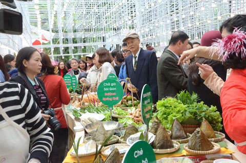 “Giao lưu Văn hóa ẩm thực Hà Nội với bạn bè quốc tế”
