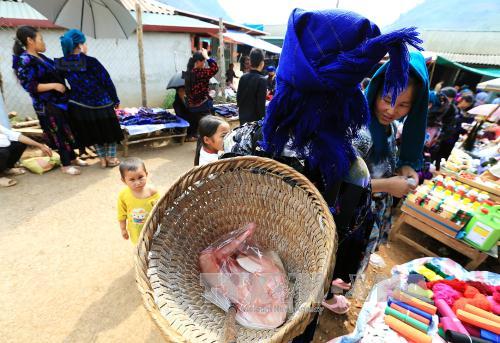 Đặc sắc chợ phiên vùng cao Tủa Chùa, Điện Biên
