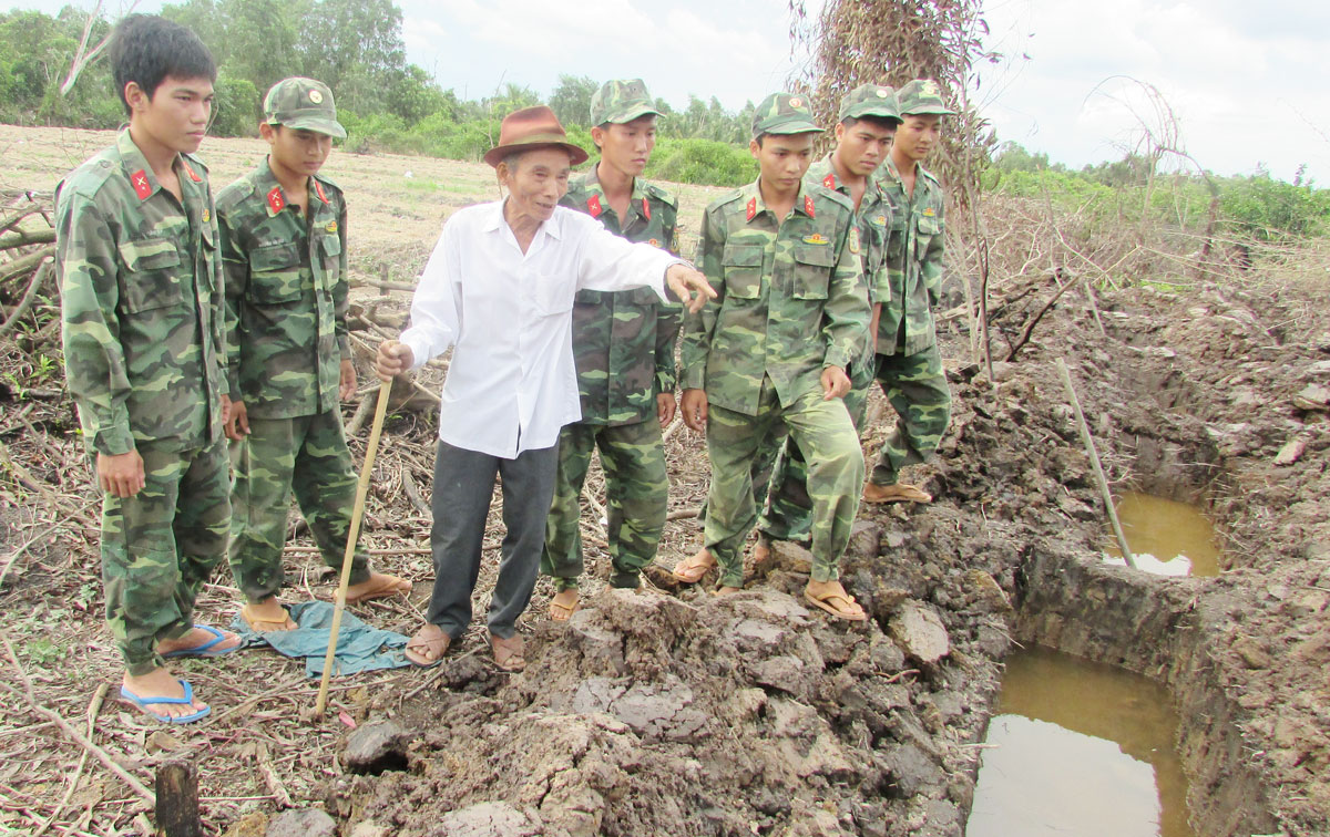 Nặng tình với đồng đội