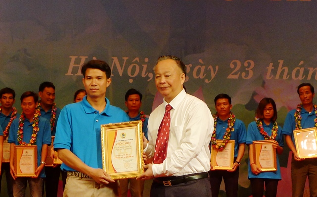 Tuyên dương Công nhân giỏi Thủ đô năm 2017
