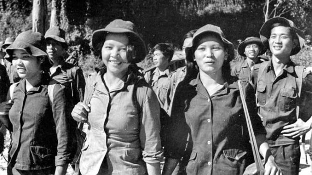 Chế độ khám chữa bệnh cho cán bộ, chiến sĩ, thanh niên xung phong