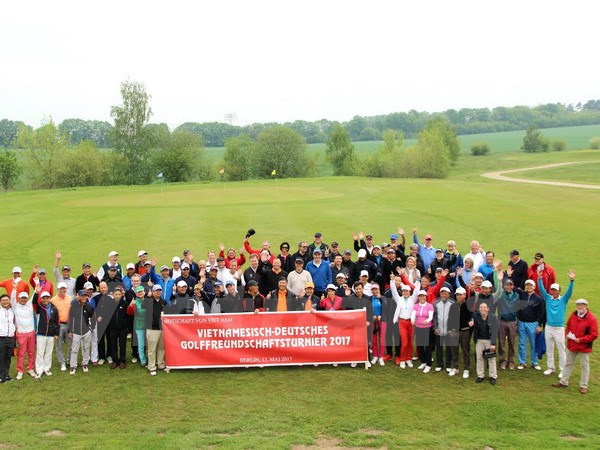 Gần 100 tay golf tranh tài tại Giải golf hữu nghị Đức - Việt 2017