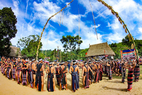 Nhiều ưu đãi thu hút du khách đến Festival Di sản Quảng Nam