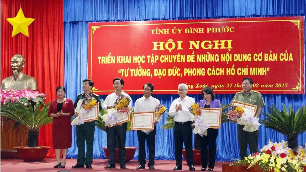 Bình Phước Nhiều giải pháp nhằm nâng cao hiệu quả học và làm theo Bác