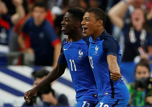 Pháp hạ gục Anh tại Stade de France