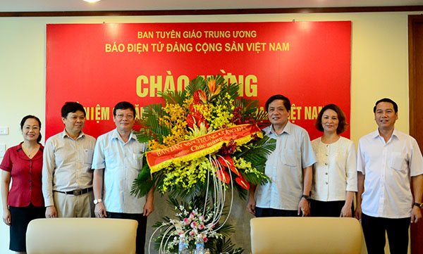 Ban Dân vận Trung ương chúc mừng Báo điện tử Đảng Cộng sản Việt Nam