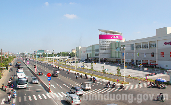 Bình Dương Khẩn trương rà soát các biển báo giao thông