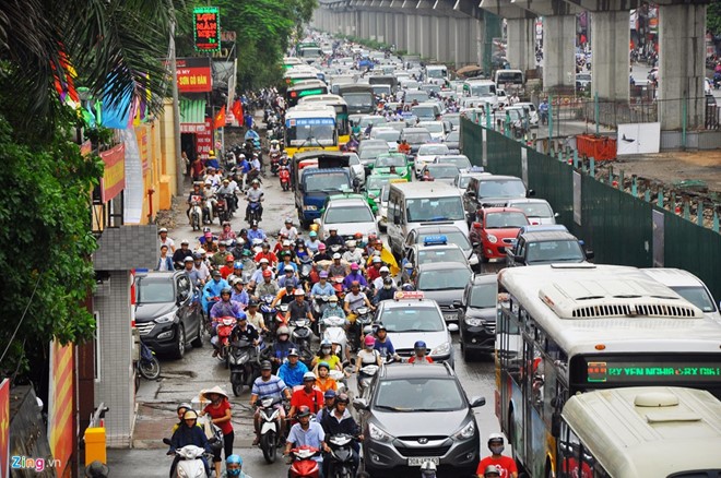 Hà Nội cần làm gì để giảm ùn tắc giao thông đô thị