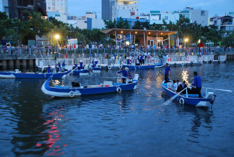 Phát triển sản phẩm du lịch đường thủy trên địa bàn TP Hồ Chí Minh