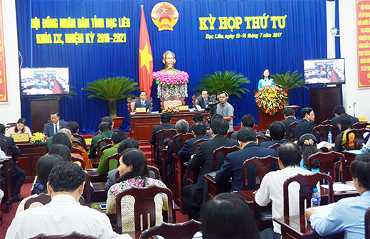 Bế mạc kỳ họp thứ tư - HĐND tỉnh khóa IX Thông qua 15 Nghị quyết